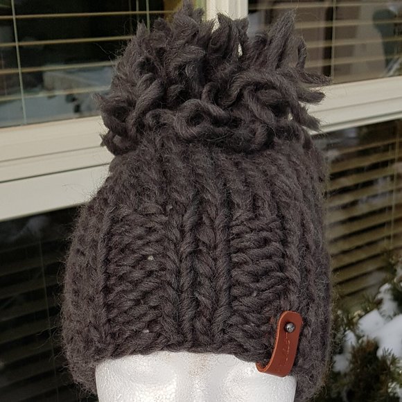 Wool winter set, Army Green , sweater and matching hat, hand knitted, 100% wool - Picture 13 of 14